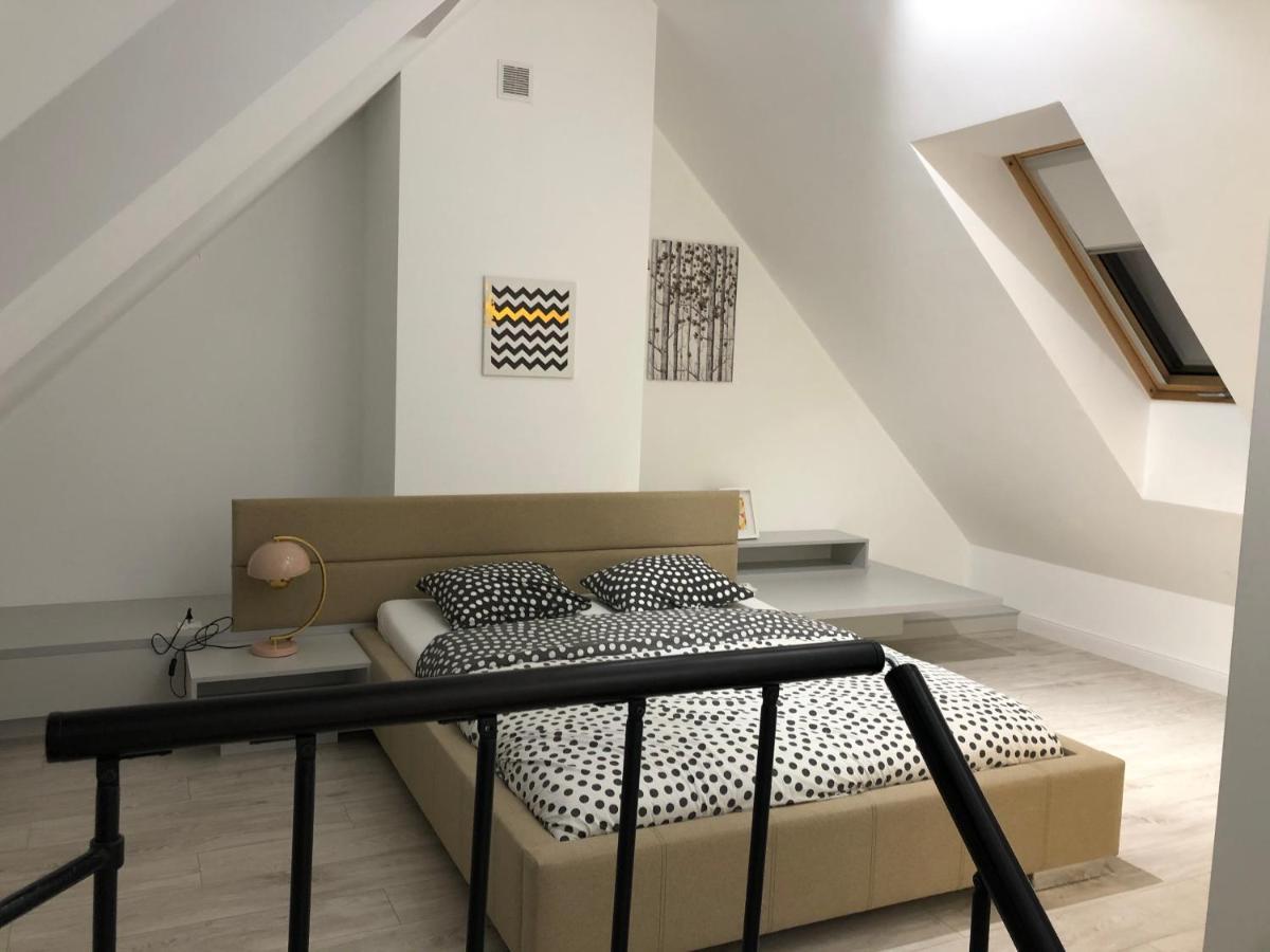 Absyntapart - Bulwar Staromiejski Wroclaw Ngoại thất bức ảnh